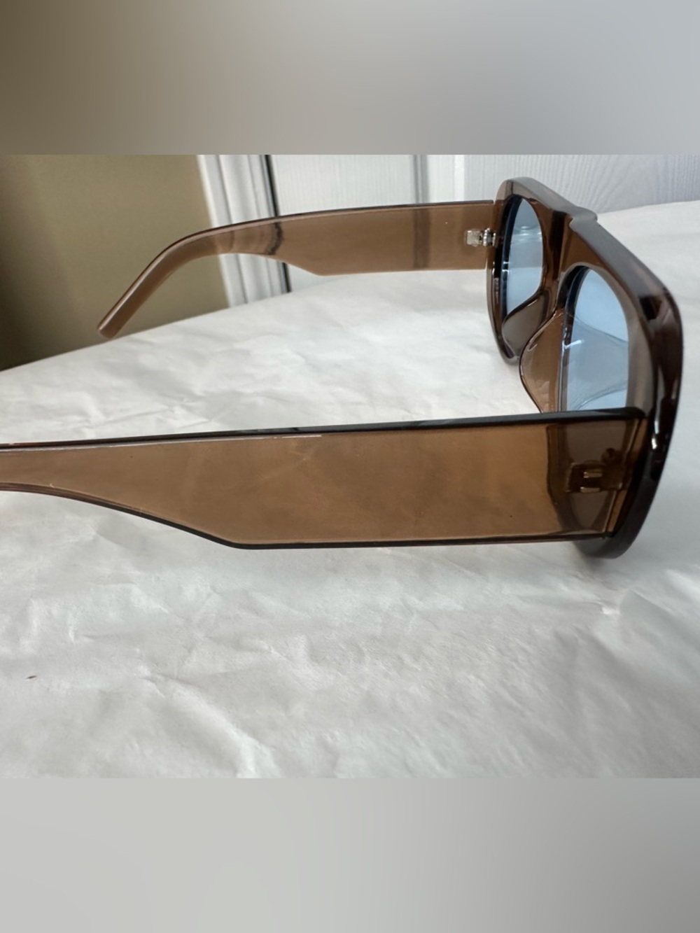 Affordable Fashion Finds Brown Frame Sunglasses with Blue Lenses - Picture 5 of 9